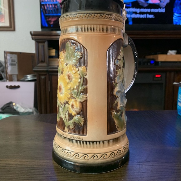 Sitzendorf Ceramic—Vintage, Large, German Bier Stein - Picture 7 of 12